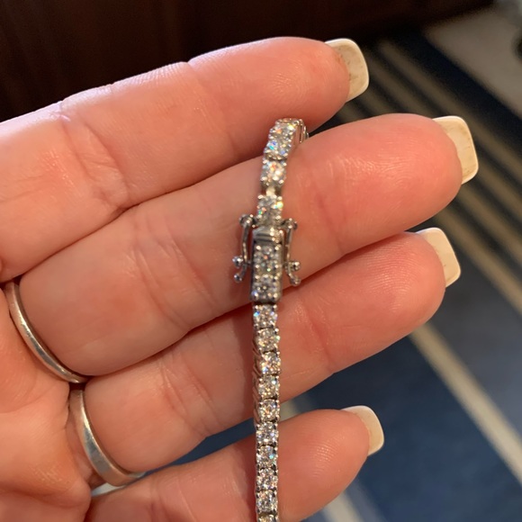 5.2 cttw Moissanite Tennis Bracelet set in 925 Sterling Silver - Picture 5 of 9